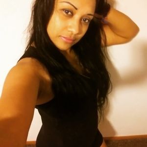 Meet your Posher, Leonor